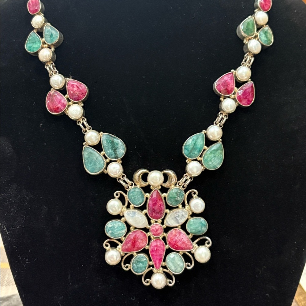 ❤️ Dubai Sterling Ruby, Sapphire, emerald And Pearl Necklace ❤️ Gorgeous!